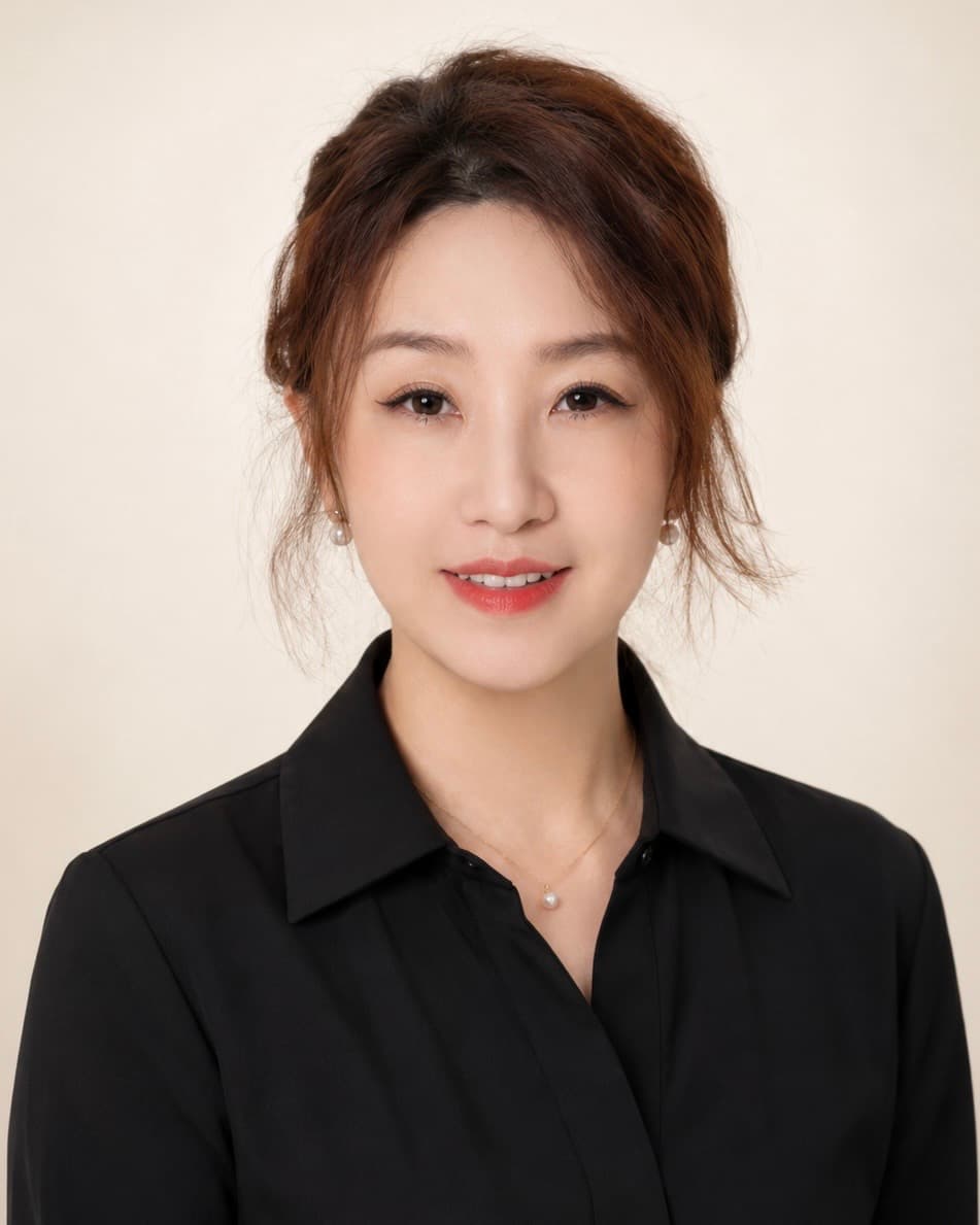 Dr. Rachel Bi, Chief Academic Officer
